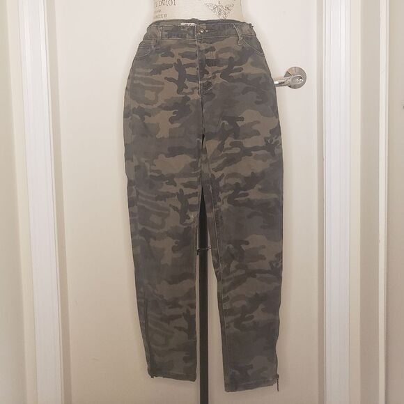 Vintage 90s camo jeans - Picture 1 of 10
